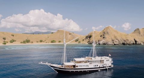 Economy Cabin Choices on Indonesian Archipelago Cruises: Affordable Comfort for Your Journey