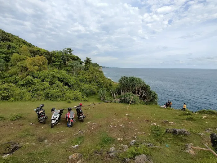 Pantai TEBING Ngungap 5