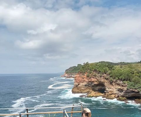 PANTAI TIMANG,jasa sewa jeep mandiri wisata timang (jmw adventure)