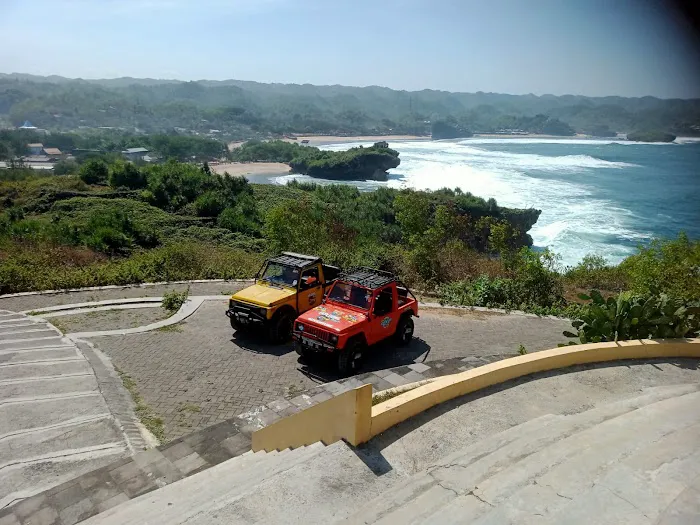 Jeep Wisata Pantai Sundak 0