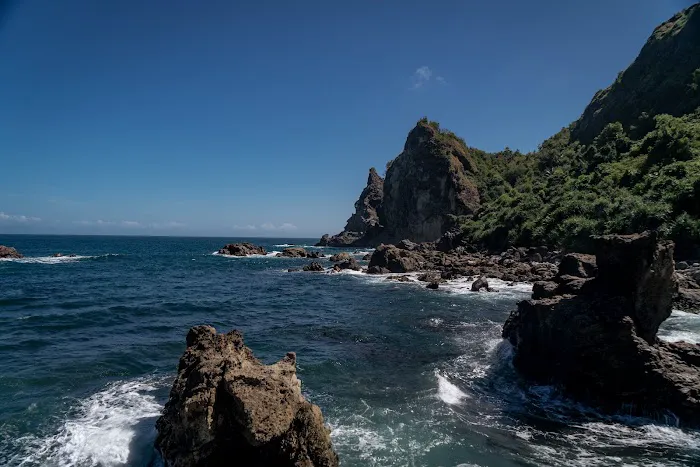 Pantai Watu Lumbung 7