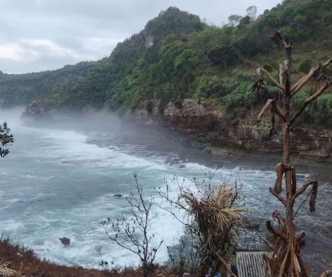 Ngetun Beach