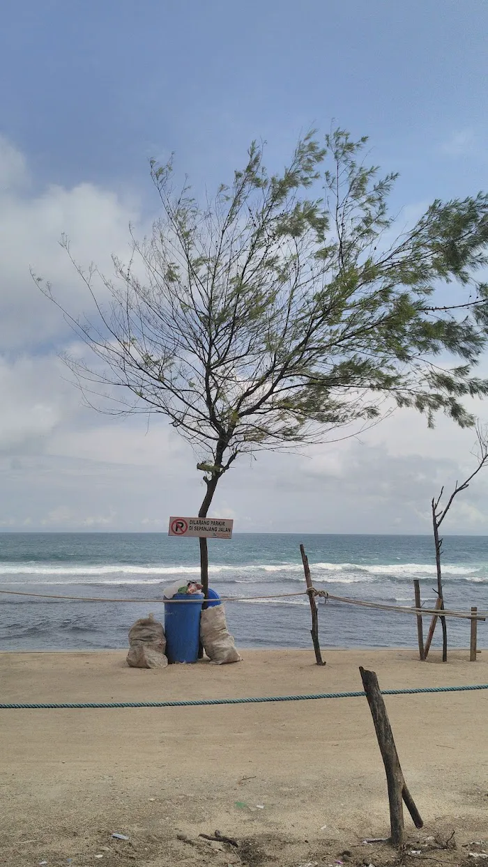 Pantai Slili 5