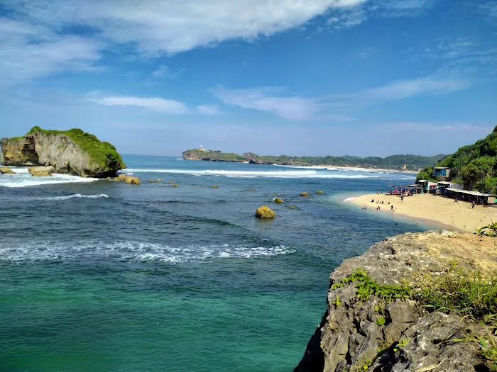 Pantai Ngandong 8