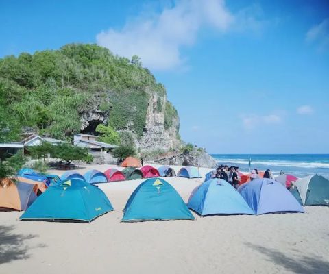 Pantai ngrumput