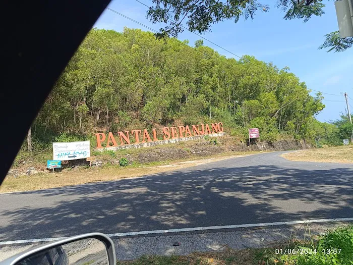 Landmark Jalan Masuk Pantai Sepanjang 1