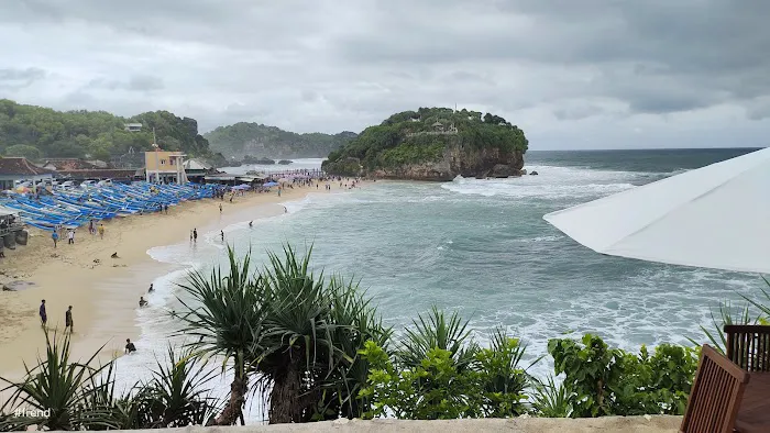 Pantai Watu Kodok 0