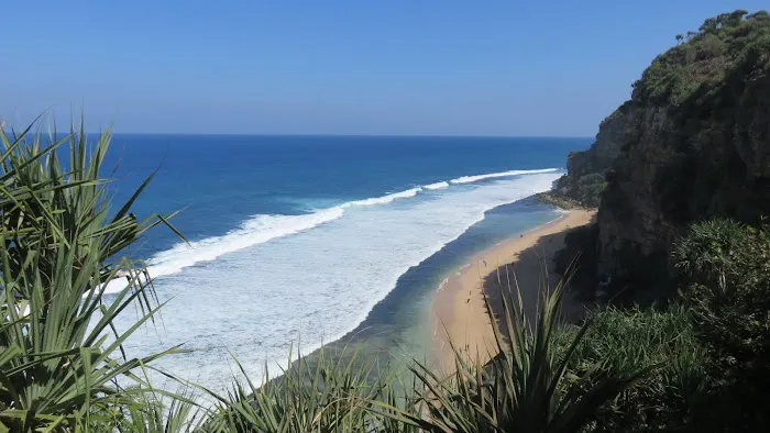 Watunene Beach 0