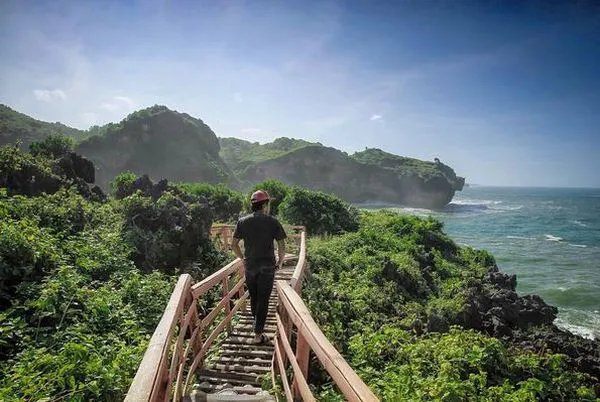 Pantai Betueng 6