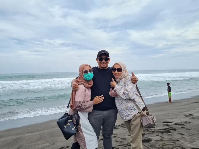 Pantai Jetis 7