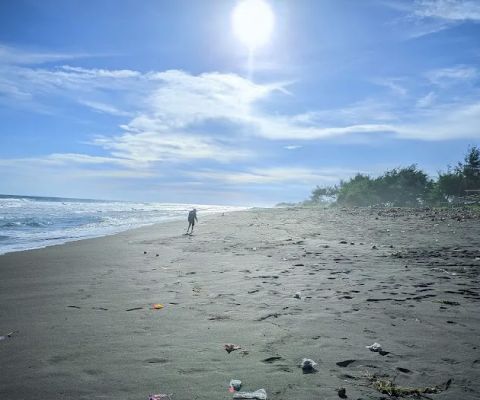 Kertojayan Beach