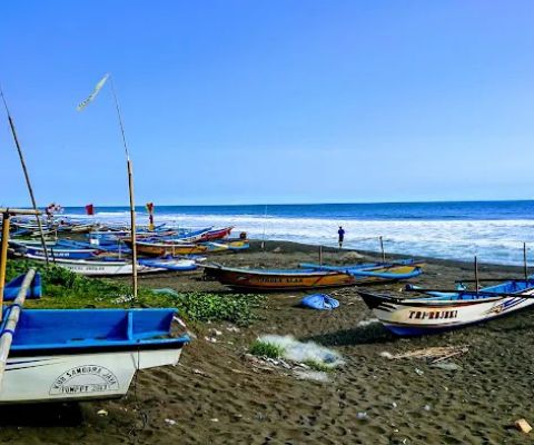 Pantai Dewaruci Jatimalang