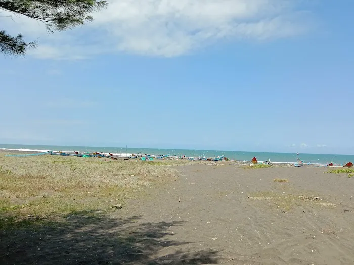 Pantai Karangwuni Kulon Progo 7