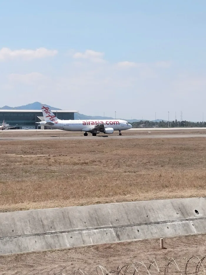 Gardu Pandang Tempat Foto Bandara+Pesawat 3