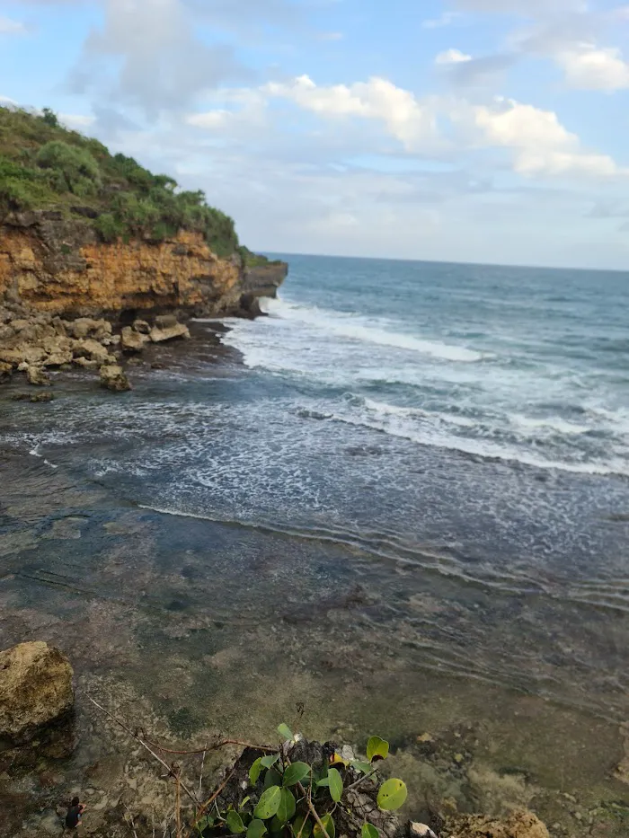 Pantai Ngedan 1