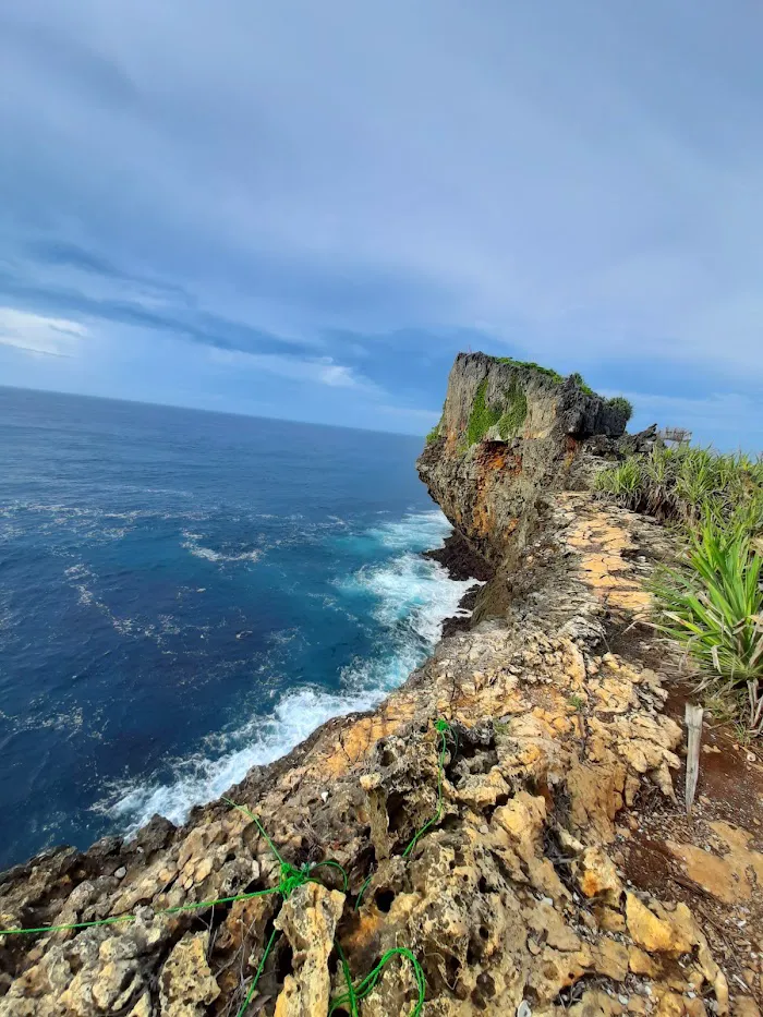 Pantai Ngedan 7