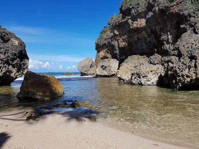 Pantai Mbirit 2