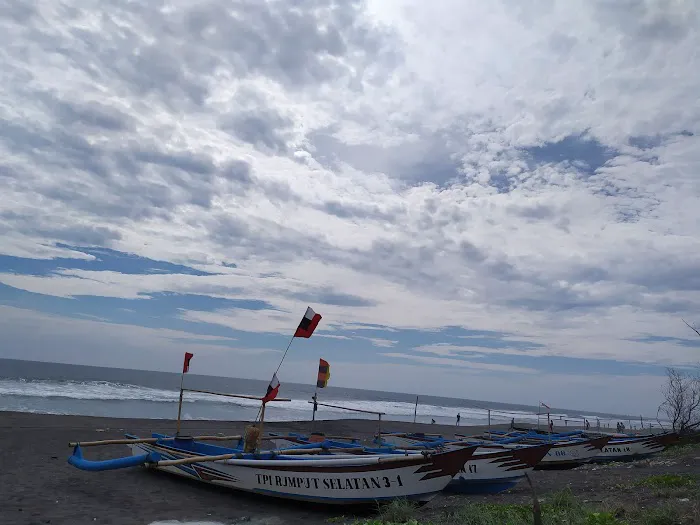 Jatikontal Beach 2