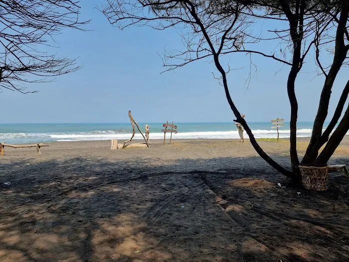 Pantai Mlarangan Asri 5