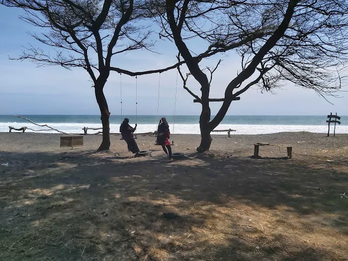 Pantai Mlarangan Asri 4