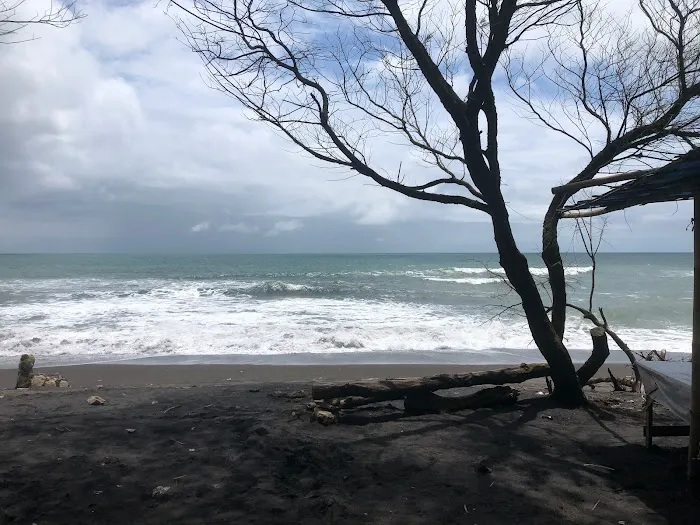 LAGUNA PANTAI TRISIK 7