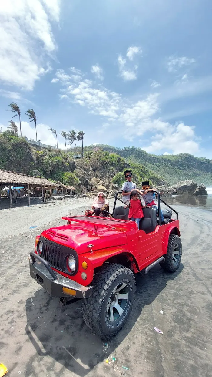 Gumuk Pasir Barchan dan Sandboarding 3