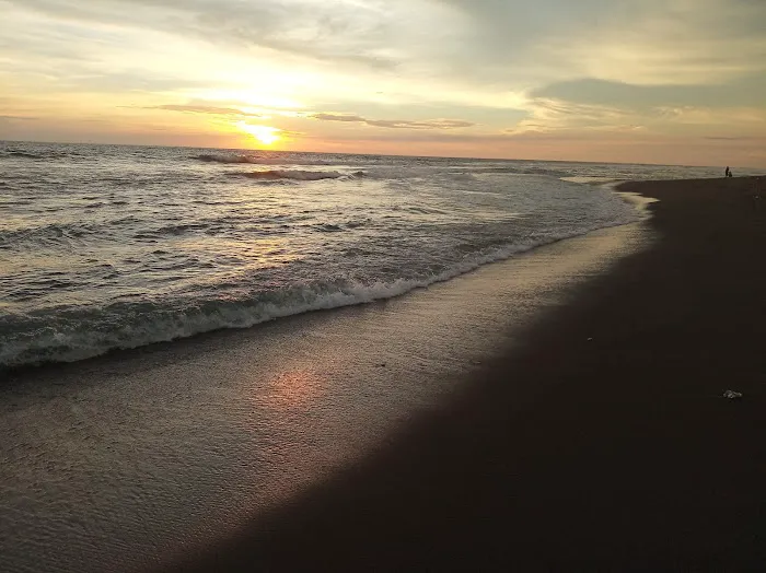 Pantai Bidara 4