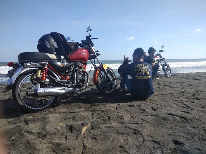 Pantai Segoro Kidul 6