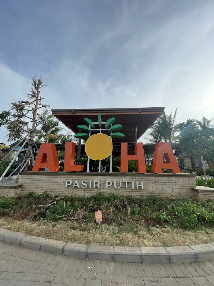 Pantai Aloha PIK 2 1