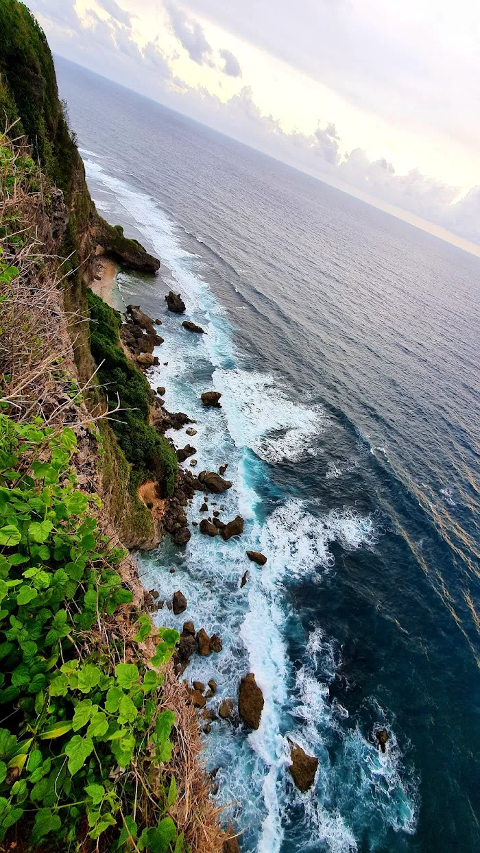 Karang Boma Cliff 7