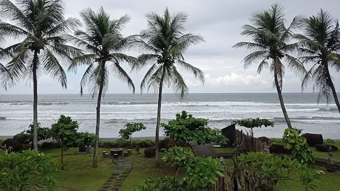 Pantai Pekutatan 3