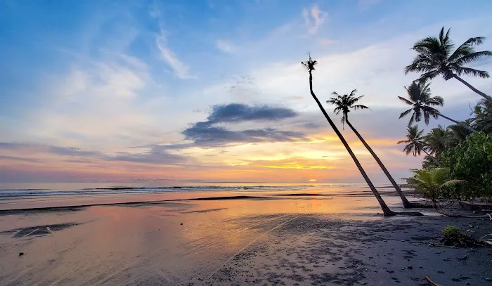 Pantai Pekutatan 0