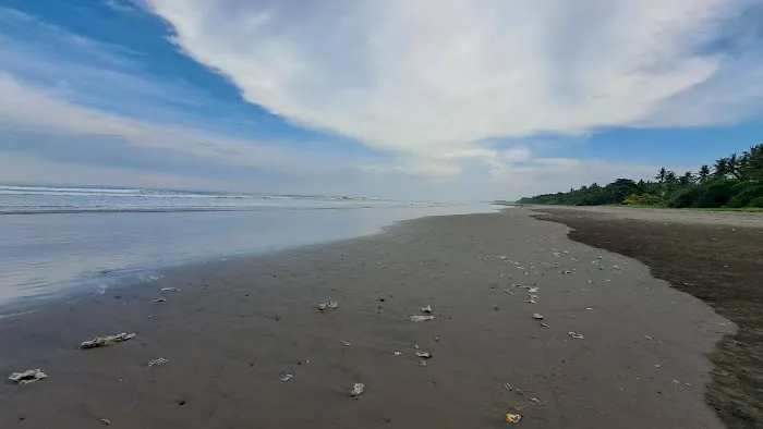 KARTIKA CINAWING BEACH 1