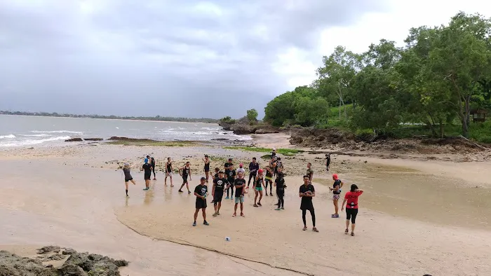 Pantai Mimpi Pondok Pemuda 8