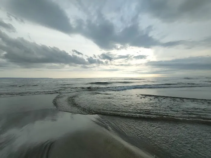 Pantai Berawa 0