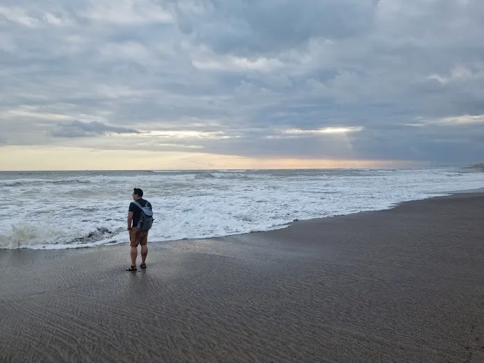 Pantai Berawa 3