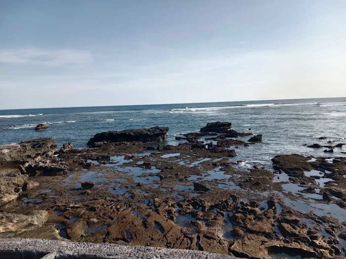 Pesisir pantai cemangi 0