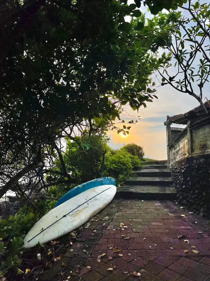 Pesisir pantai cemangi 4