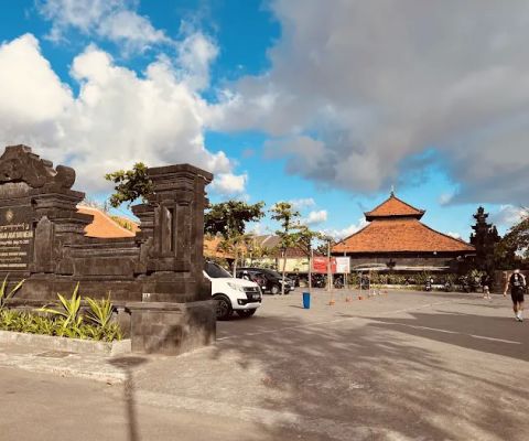 ECHO BEACH Parking Area