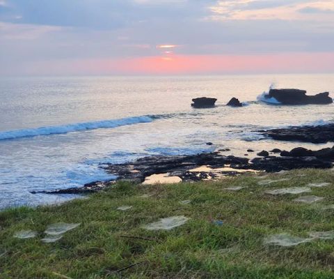 Pantai Kutikan