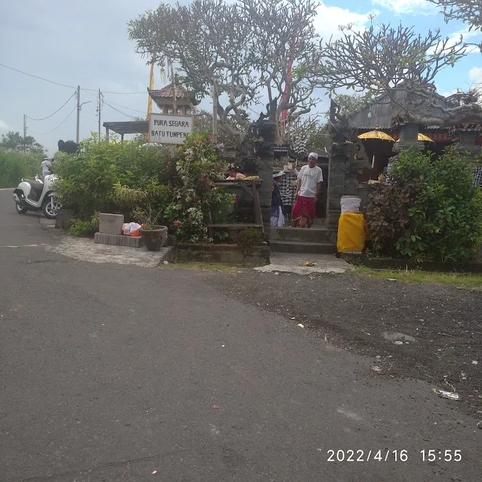 Pantai Batu Tumpeng 5