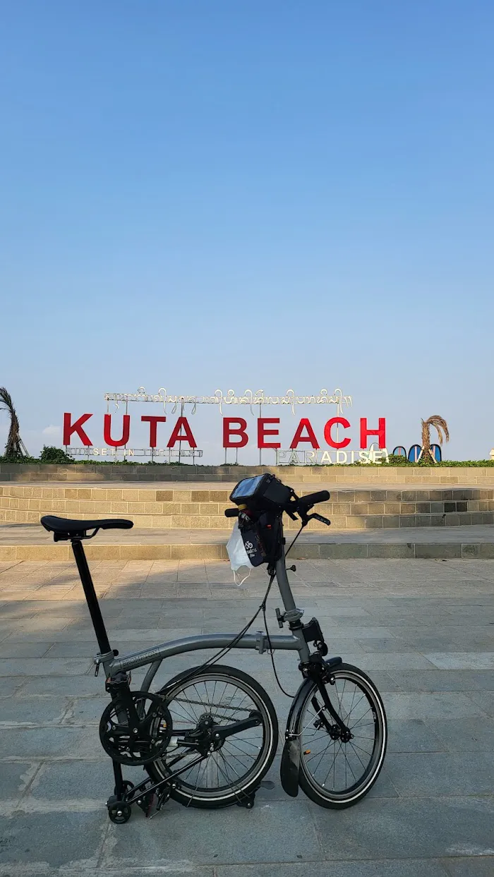 Letronas Kuta beach 2