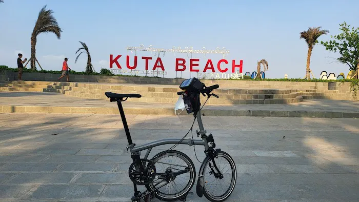 Letronas Kuta beach 3