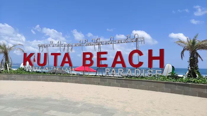 Letronas Kuta beach 7