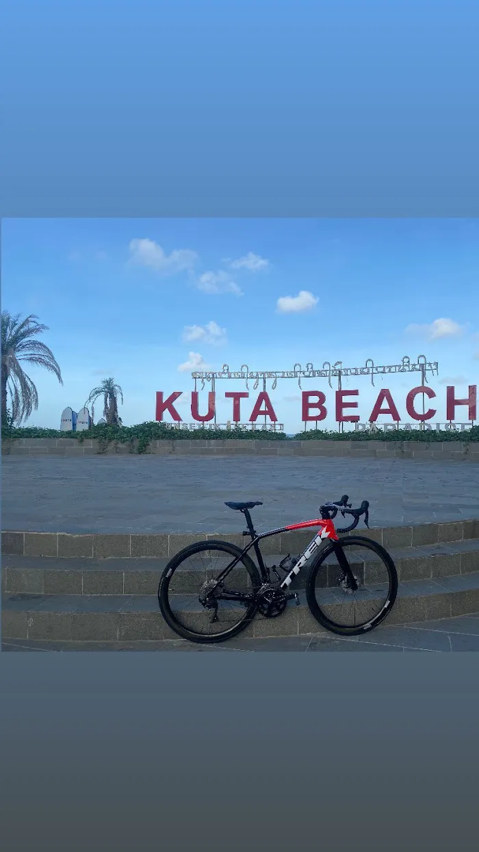 Letronas Kuta beach 5