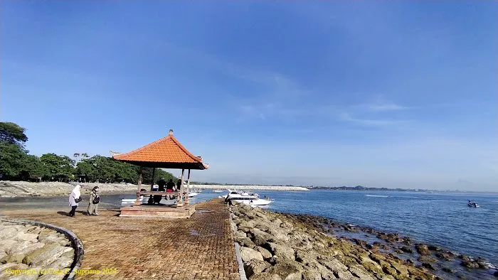 Pantai Bangsal 8