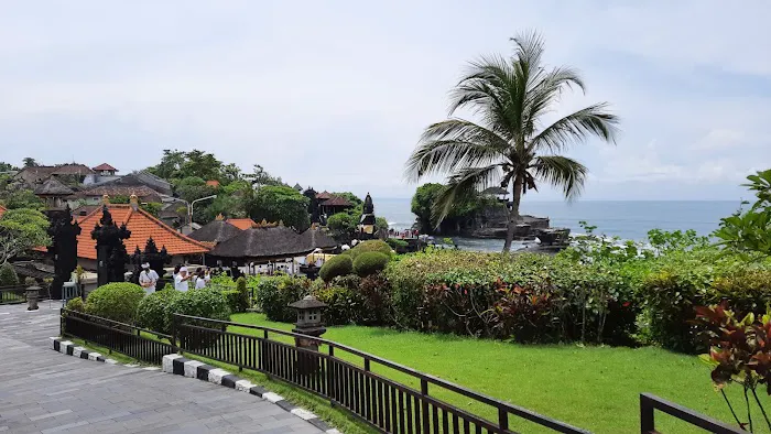 Sunset Beach Tanah Lot 7