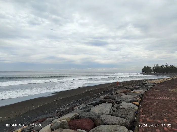 Pantai Padang Legi 5