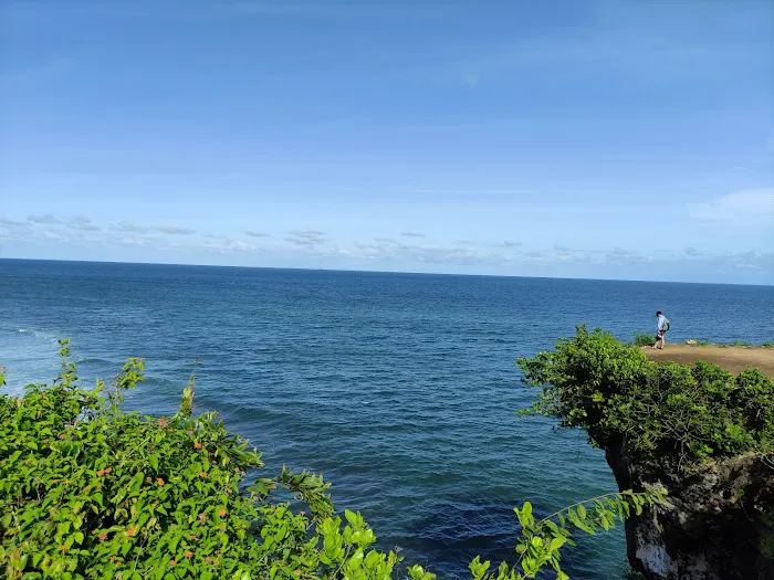 Tebing Pantai Balangan 3