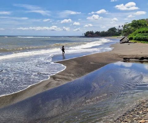 Pantai Segara Wilis